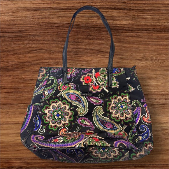 Vera Bradley Handbags - Vera Bradley Tote Bag Black‎ Paisley Floral Print Shoulder Handbag Purse